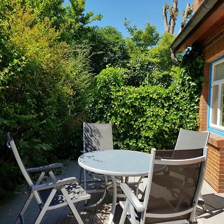 Apartment Rittersporn, Whg 2 Wyk auf Foehr