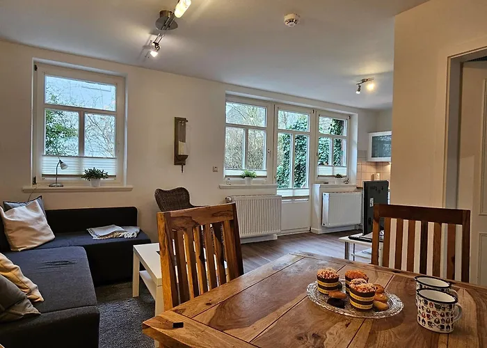 Rittersporn, Whg 2 *