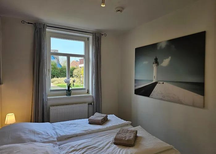 Rittersporn, Whg 2 Apartment